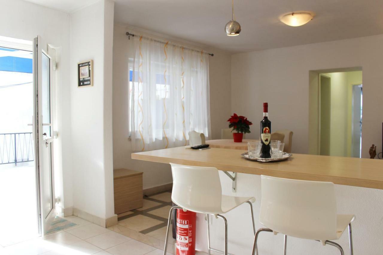 Apartment Pino Пучища Екстер'єр фото