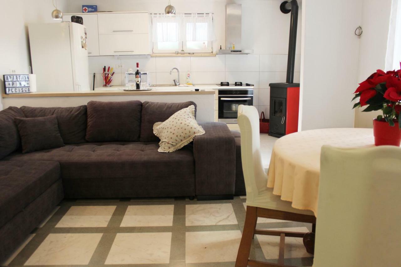 Apartment Pino Пучища Екстер'єр фото