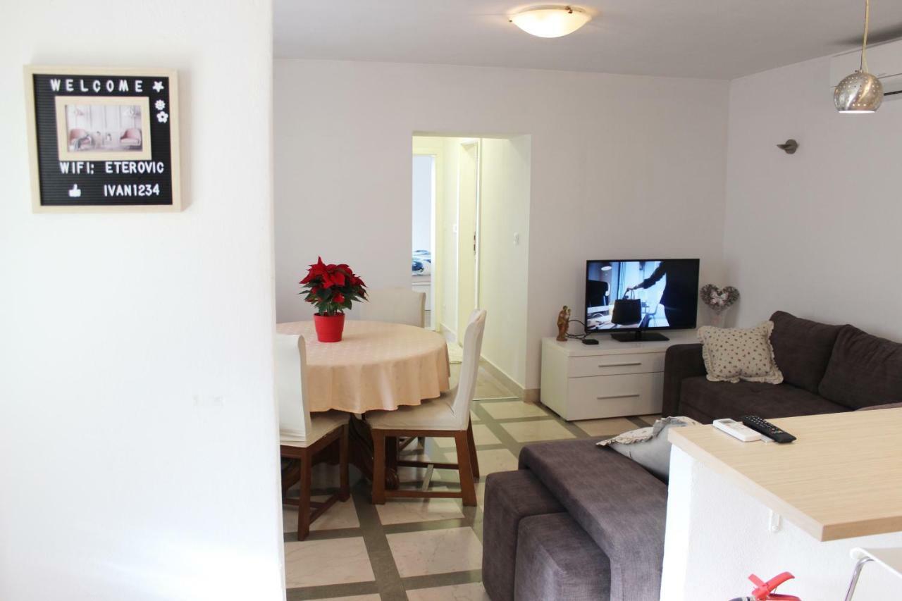 Apartment Pino Пучища Екстер'єр фото